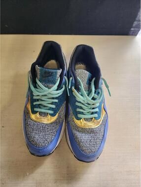 Womens Nike Air Max Sneakers - Blue, Black, and Gold Size 8.5